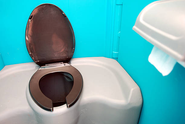 Best Best portable toilet rental  in Davenport, WA